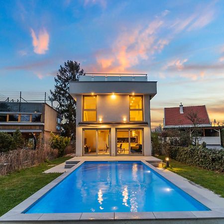 Villa Jaeger Mit Pool In Wien Exterior photo